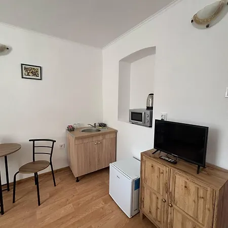 Lola Apartment